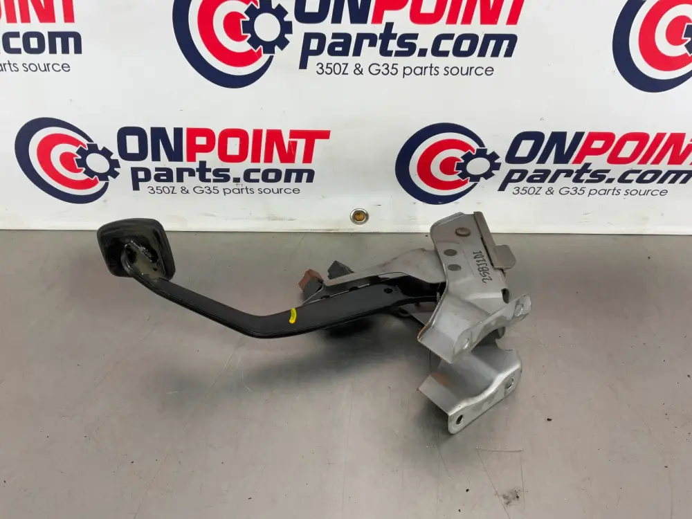 2006 Infiniti G35 Sedan Hand-powered Brake Pedal OEM 25BJ1DC