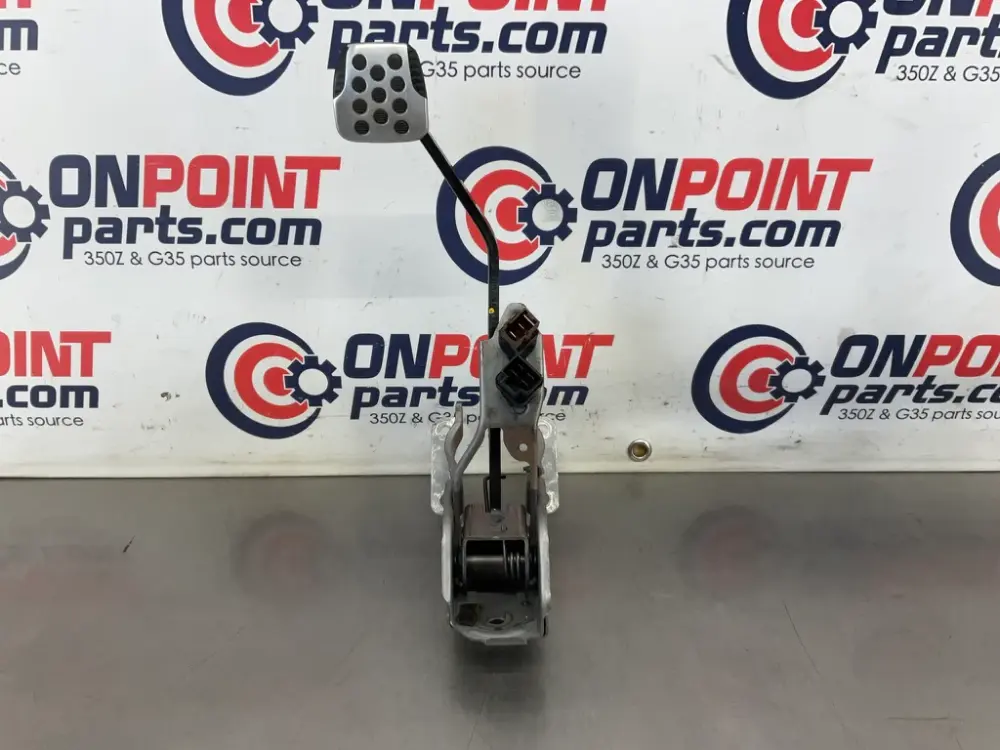 2007 Nissan 350Z Traditional Brake Pedal and Bracket OEM 21BBPDI