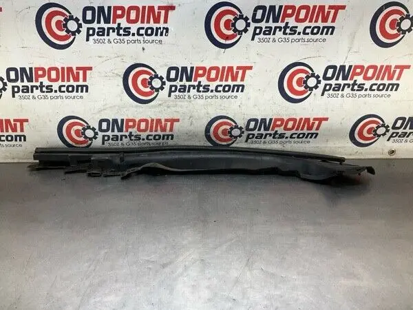 2008 Infiniti V36 G37 Front Driver Hood Panel Weatherstrip Seal Oem 24Bfkfg