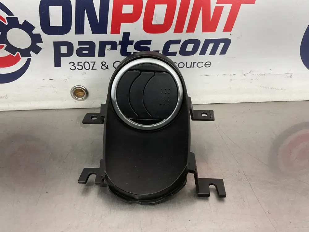 2005 Nissan 350Z Passenger Right Door Vent Trim 80964 OEM 13BEBEE