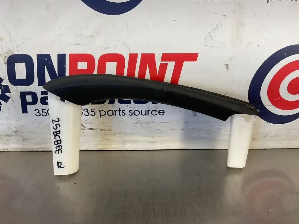 2007 Nissan 350Z Passenger Right Door Grip Handle 80978 OEM 25BCBEE