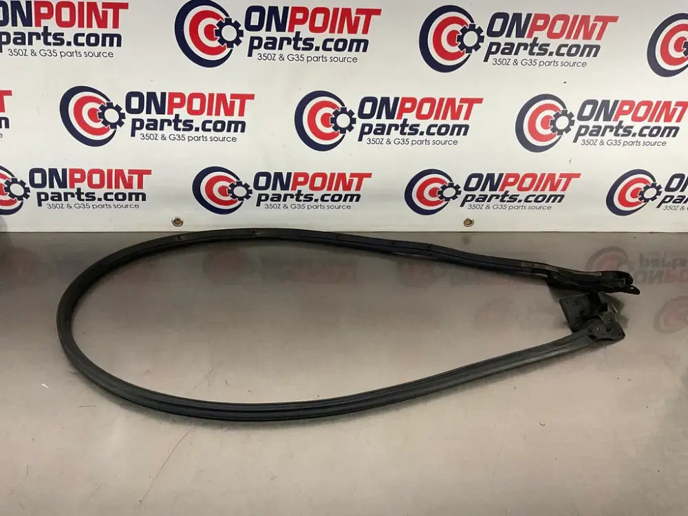 2003 Nissan 350Z Driver Left Lower Outer Door Seal Weatherstrip OEM 24BL7DA
