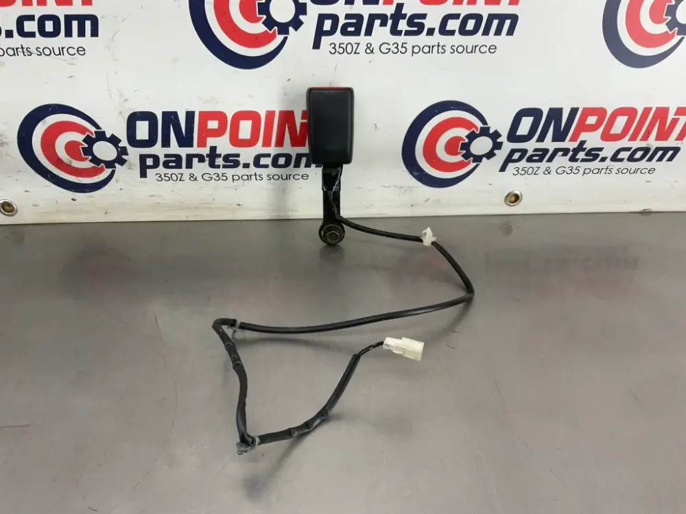 2004 Nissan 350Z Driver Left Seat Belt Buckle OEM 14BEQEA
