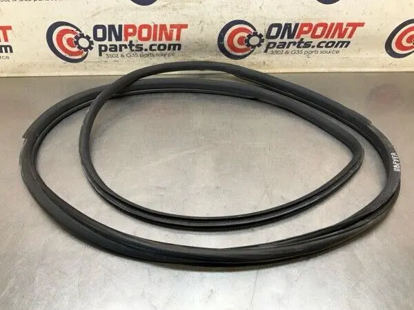 2005 Nissan Z33 350Z Driver Door Frame Weatherstrip Seal Oem 11Bfyfa