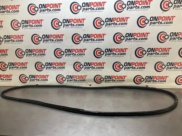 2006 Infiniti V35 G35 Front Driver Door Frame Weatherstrip Seal Oem 11Be9Fa