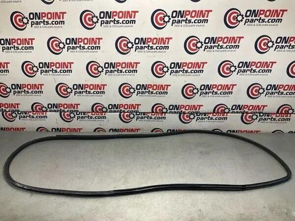 2006 Infiniti V35 G35 Passenger Door Shell Weatherstrip Seal Oem 11Be9Fe