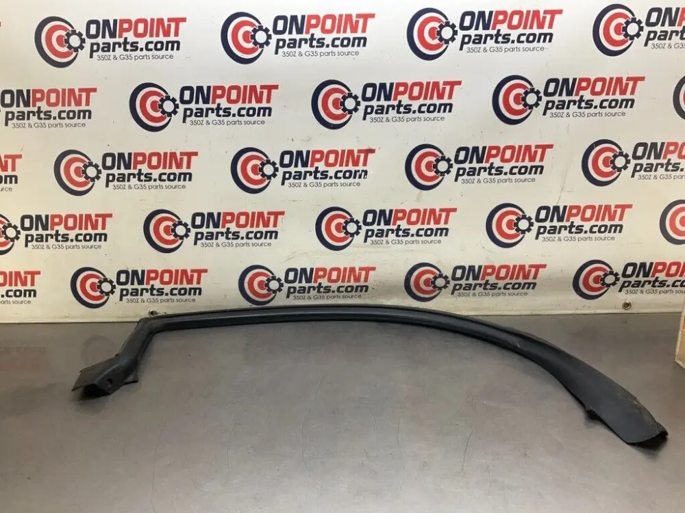 2008 Nissan Z33 350Z Passenger Right -Pillar Weatherstrip Seal OEM 24BBTFK