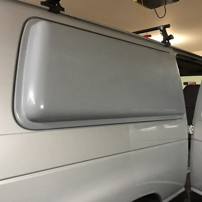 Emergency Escape Ford E-Series Passenger Side: Flare