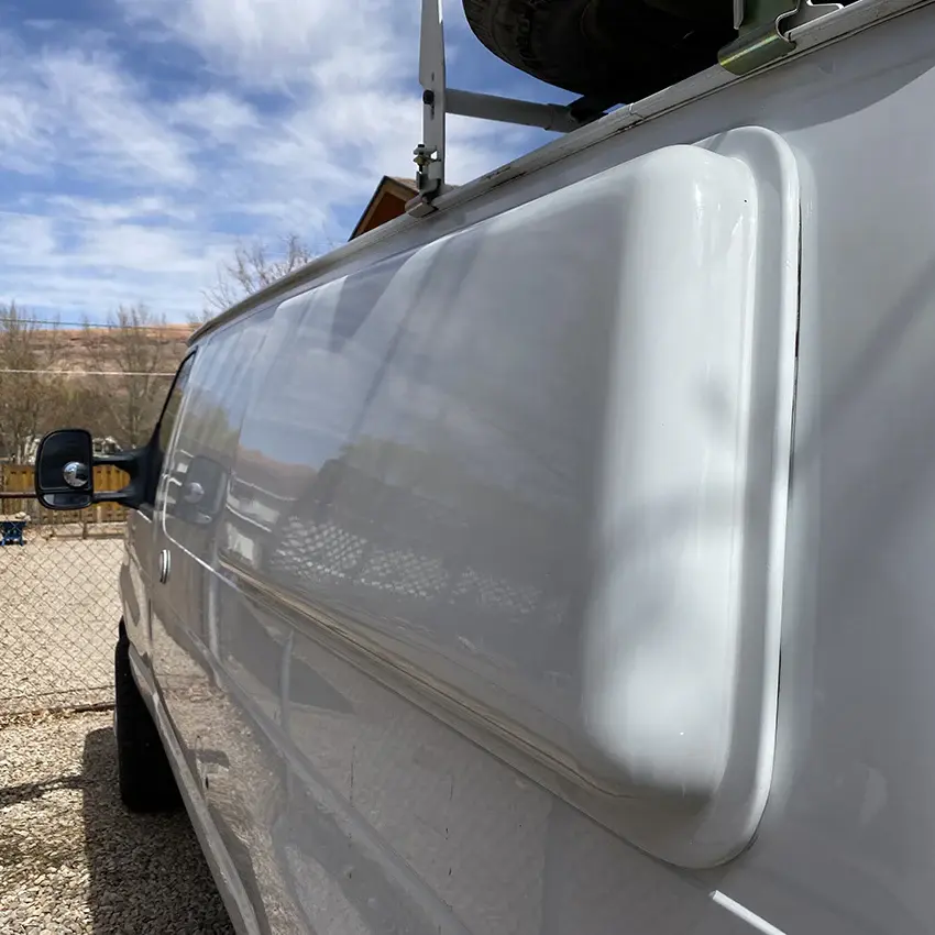 Ford E-Series Driver Side: Flare