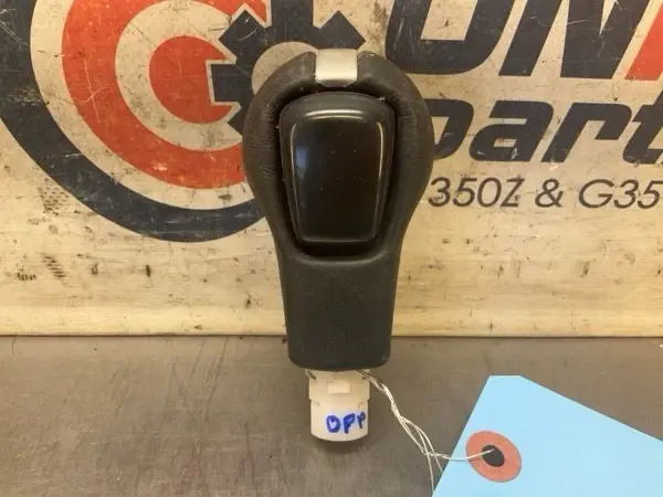 2005 Nissan Z33 350Z Front Driver Shifter Boot Cover Oem 14Bcrga