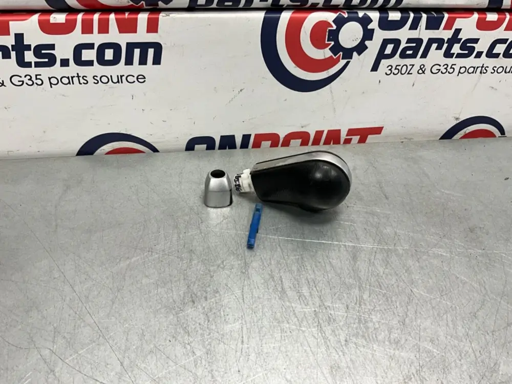 2007 Nissan Z33 350Z Self-operating Shift Knob OEM 23BIZEC