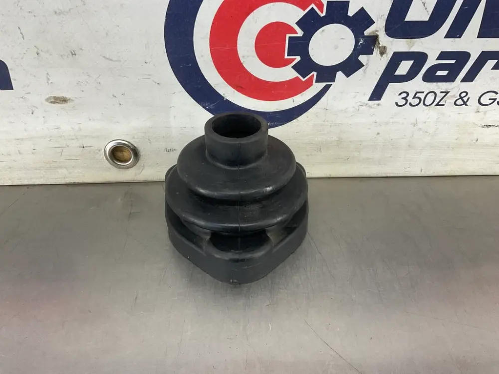2008 Infiniti G35 Transmission Lower Tpr Shift Boot OEM 13BC4EC