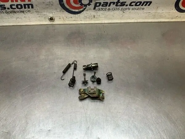 2005 Nissan Z33 350Z Passenger Emergency Parking Brake Hardware Oem 12Bfdfi