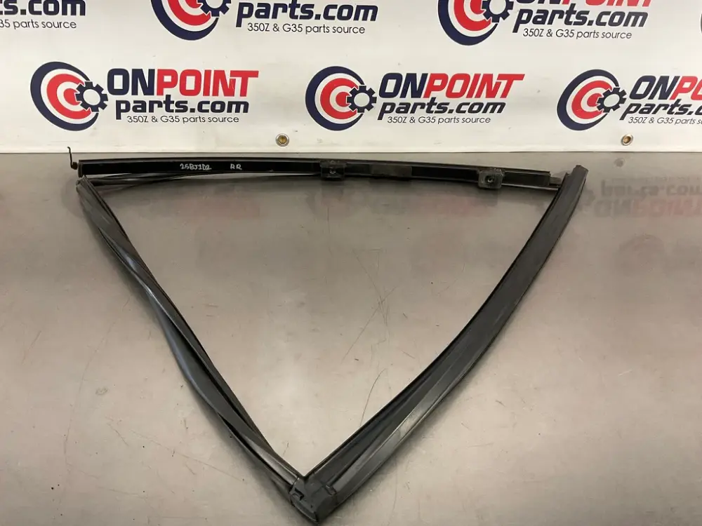 03-06 Infiniti G35 Sedan Right Rear Window Weatherstrip 82330AL50A OEM 25BJ1D2