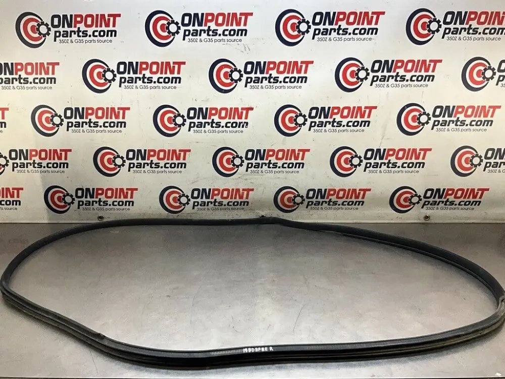 2005 Nissan Z33 350Z Passenger Right Door Frame Weatherstrip Seal OEM 15BDBFE