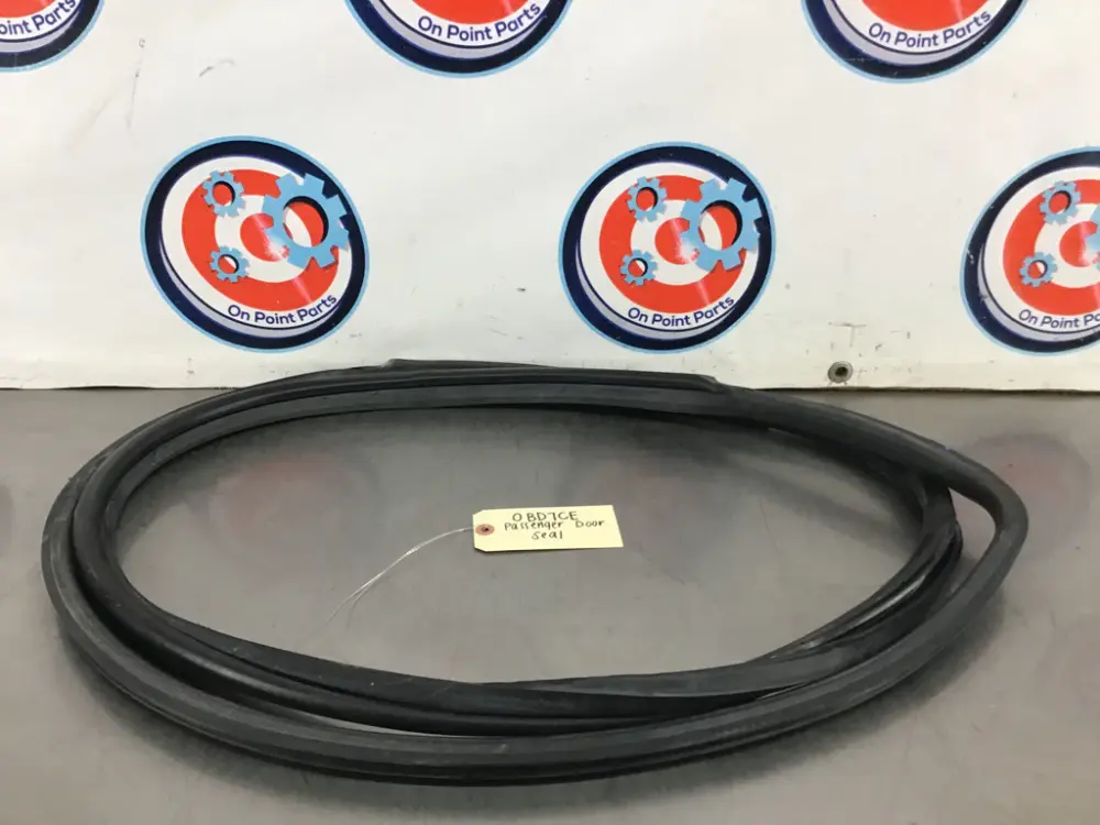 2006 Nissan 350Z Passenger Right Door Seal OEM 12BD7CE