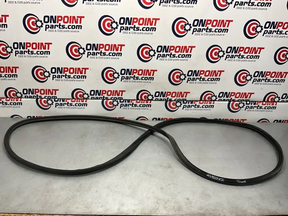 2007 Nissan Z33 350Z Rear Inner Trunk Hatch Seal Weatherstrip OEM 23BIZEI