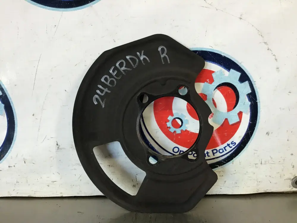 2003 Nissan 350Z Passenger Right Front Brake Dust Shield OEM 24BERDK