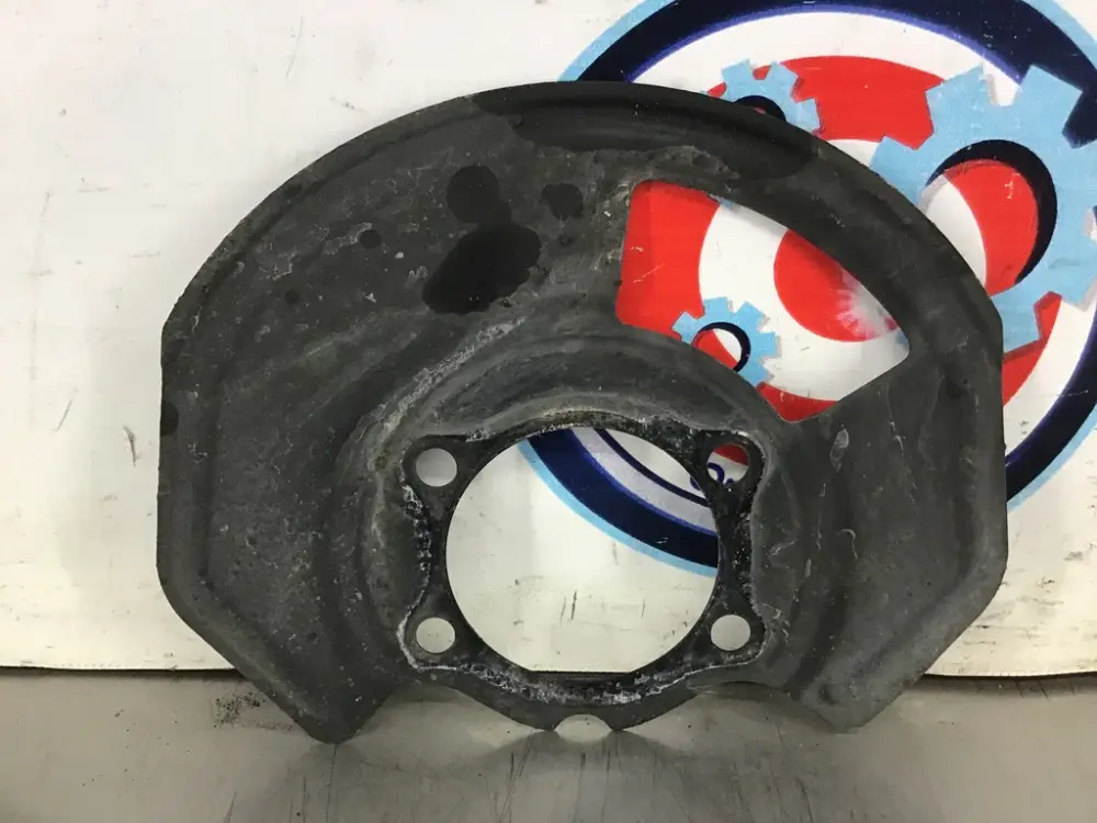 2004 Nissan 350Z Passenger Right Front Brake Dust Cover OEM 11BGMCK