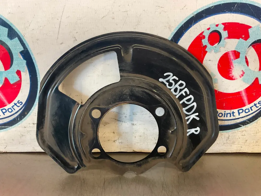 2006 Nissan 350Z Passenger Right Front Brake Dust Cover Shield OEM 25BFPDK